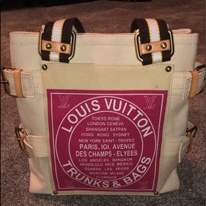 Louis Vuitton Globe Shopper tote